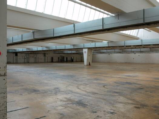 Lagerhalle zur Miete 7,50 € 4.212 m² Lagerfläche Schmiden Fellbach 70736