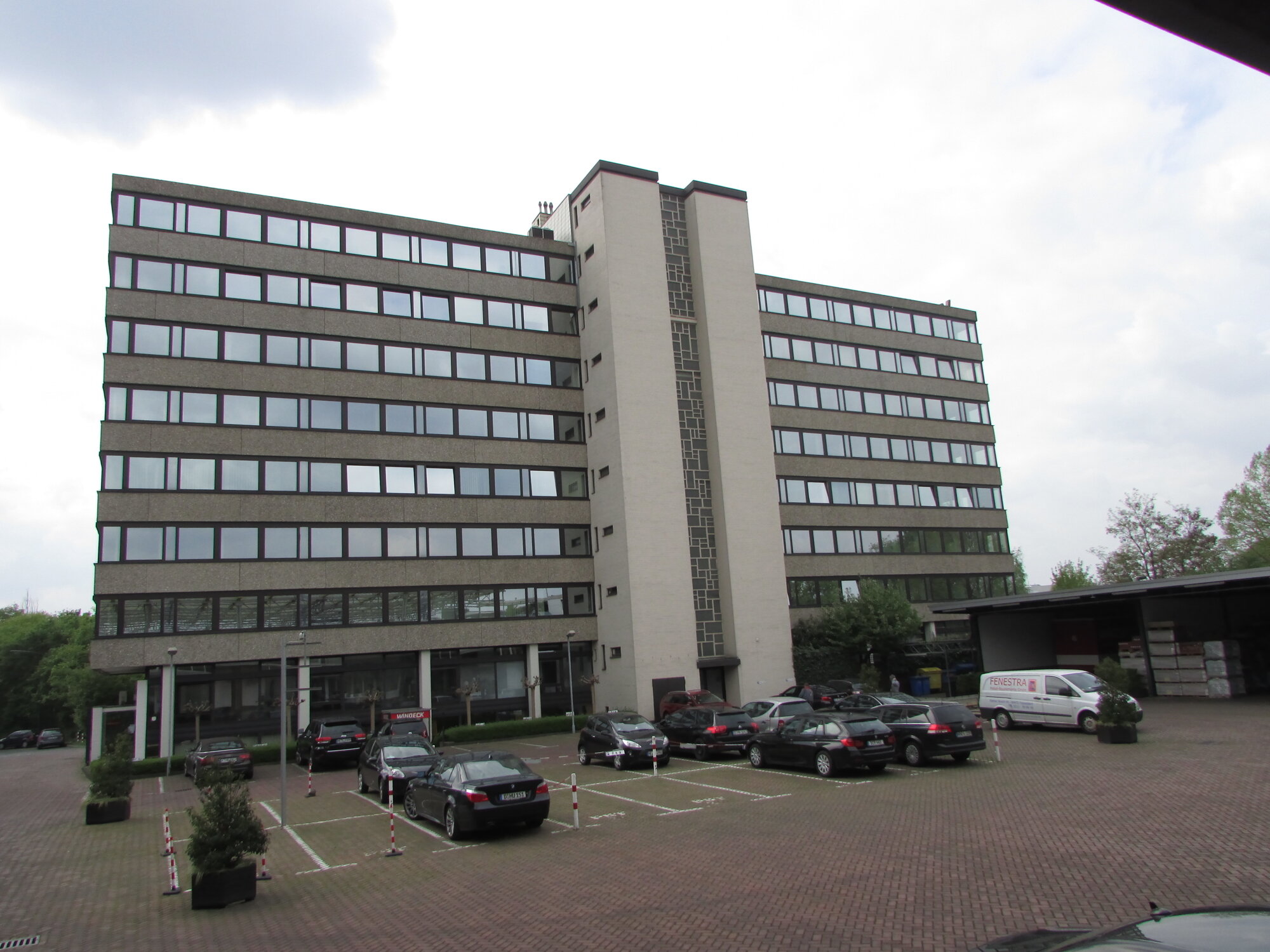 Bürofläche zur Miete 10 € 317 m²<br/>Bürofläche ab 317 m²<br/>Teilbarkeit Mörsenbroich Düsseldorf 40474