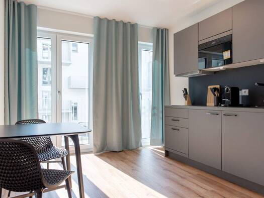 Studio zur Miete 1.240 € 1 Zimmer 38,1 m² 4. Geschoss frei ab 01.06.2026 Leopoldstr. 204 Schwabing-Freimann München 80804