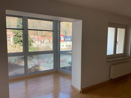 Mehrfamilienhaus zur Miete 508 € 3 Zimmer 70,6 m² frei ab 01.10.2026 Friedrich-König-Straße 16 Suhl Suhl 98527