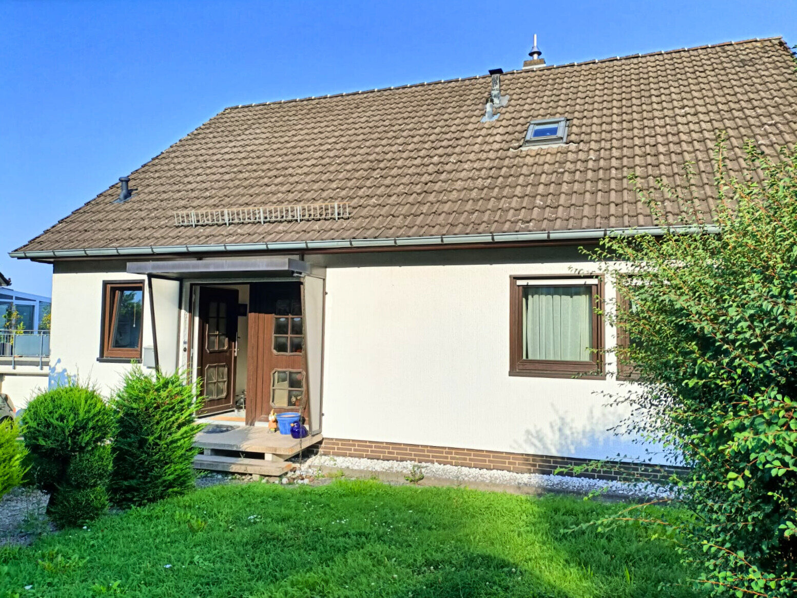 Einfamilienhaus zum Kauf 240.000 € 5 Zimmer 140 m²<br/>Wohnfläche 956 m²<br/>Grundstück Lauenstein Salzhemmendorf 31020