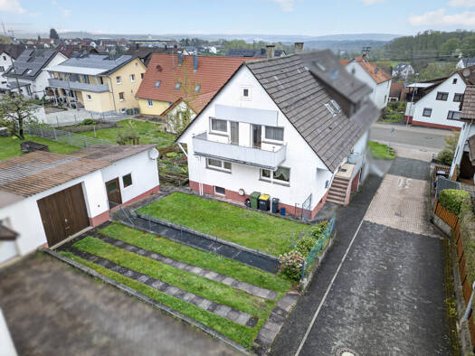 Doppelhaushälfte zum Kauf 294.000 € 5 Zimmer 106 m² 305 m² Grundstück Conweiler Straubenhardt 75334