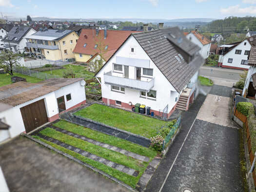 Doppelhaushälfte zum Kauf 294.000 € 5 Zimmer 106 m² 305 m² Grundstück Conweiler Straubenhardt 75334
