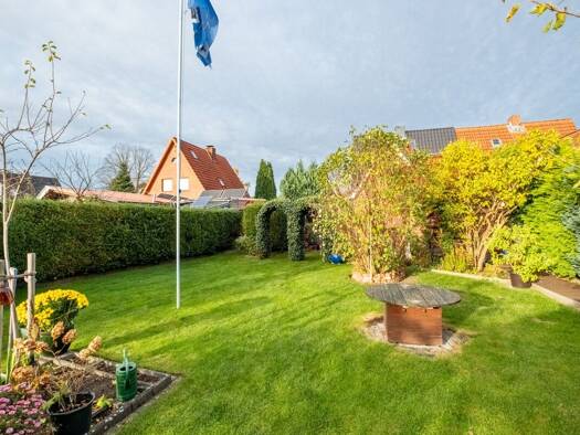 Doppelhaushälfte zum Kauf 198.000 € 3 Zimmer 71 m² 881 m² Grundstück Heiweg 66 St. Gertrud Lübeck 23566