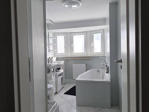 Wohnung zur Miete 850 € 3 Zimmer 82 m² 2. Geschoss Merseburg Merseburg 06217