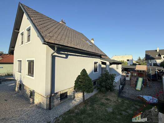 Einfamilienhaus zum Kauf 625.000 € 8 Zimmer 200 m² 630 m² Grundstück Wöllersdorf 2752