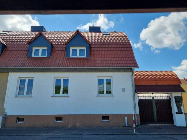 Einfamilienhaus zum Kauf 325.000 € 8 Zimmer 186 m² 613 m² Grundstück Amsdorf Seegebiet Mansfelder Land 06317