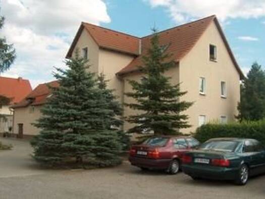 Mehrfamilienhaus zum Kauf provisionsfrei 590.000 € 15 Zimmer 392 m² 1.200 m² Grundstück Doberschütz 04838