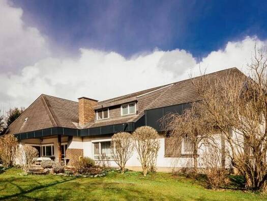 Haus zum Kauf 729.000 € 10 Zimmer 280 m² 2.000 m² Grundstück frei ab 01.07.2026 Frohnleiten 8130