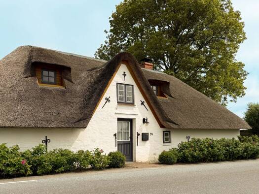 Einfamilienhaus zum Kauf 585.000 € 4 Zimmer 98 m² 1.350 m² Grundstück frei ab sofort Tetenbüll 25882