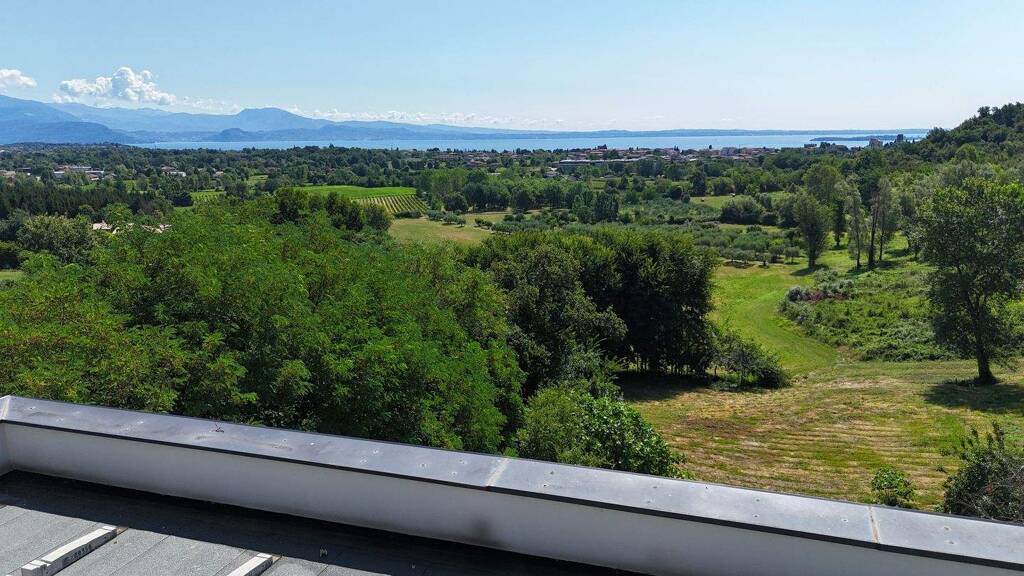 Haus zum Kauf 3.300.000 € 10 Zimmer 600 m² frei ab sofort Via Portole Soiano del Lago