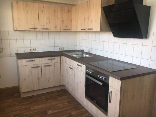 Wohnung zur Miete 310 € 2 Zimmer 52,4 m² frei ab 01.01.2026 Greiz 07973