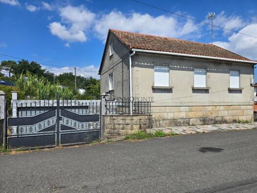 Villa zum Kauf 295.000 € 4 Zimmer 285 m² 1.213 m² Grundstück Pontevedra 36158