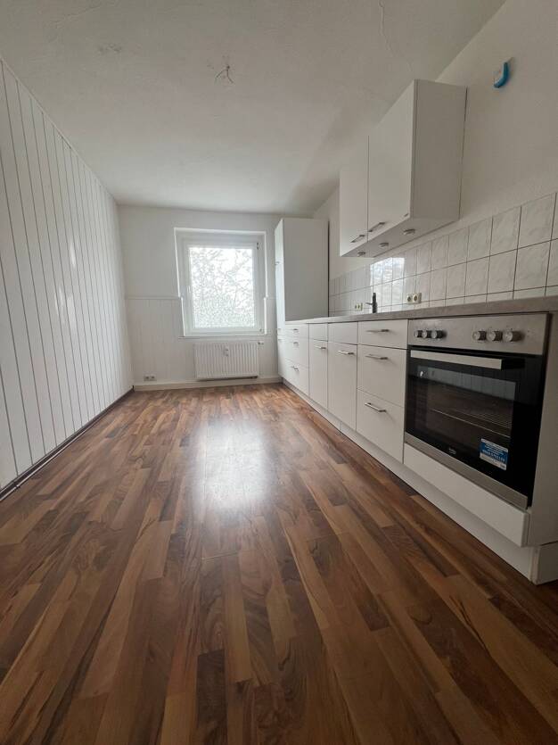 Wohnung zur Miete 280 € 2 Zimmer 52,2 m² 1. Geschoss frei ab sofort Seifhennersdorfer Str. 28a Neugersdorf Ebersbach-Neugersdorf 02727