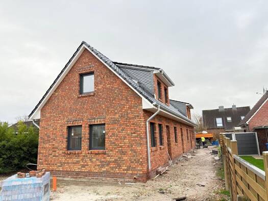 Wohnung zum Kauf - Erstbezug provisionsfrei 189.000 € 2 Zimmer 41 m² 1. Geschoss frei ab sofort Carl-Gittermann-Strasse 2 Esens 26427