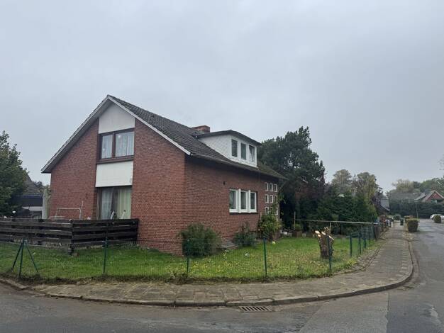 Einfamilienhaus zum Kauf provisionsfrei 149.000 € 7 Zimmer 120 m² 530 m² Grundstück Freiburg (Elbe) 21729