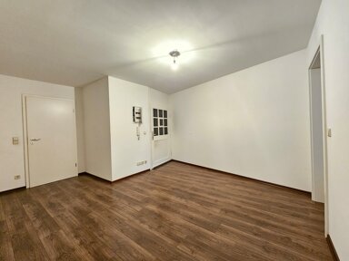 Wohnung zur Miete 413 € 3 Zimmer 75,1 m² 2. Geschoss Gabelsberger Straße 42 Aue 8280