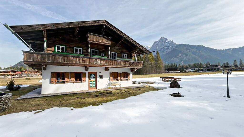 Bauernhaus zur Miete 4.900 € 285 m² Sankt Ulrich am Pillersee 6393