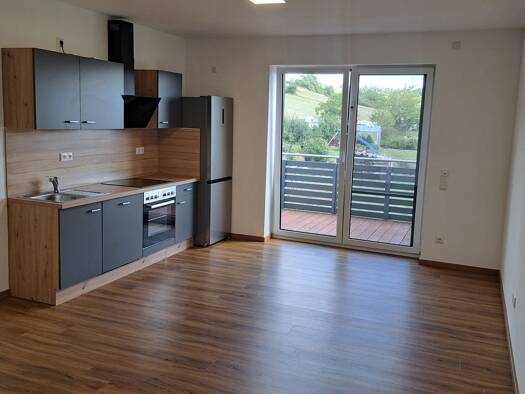 Wohnung zur Miete 795 € 2 Zimmer 75 m² Geschoss 1/2 frei ab sofort Geiselwind 96160