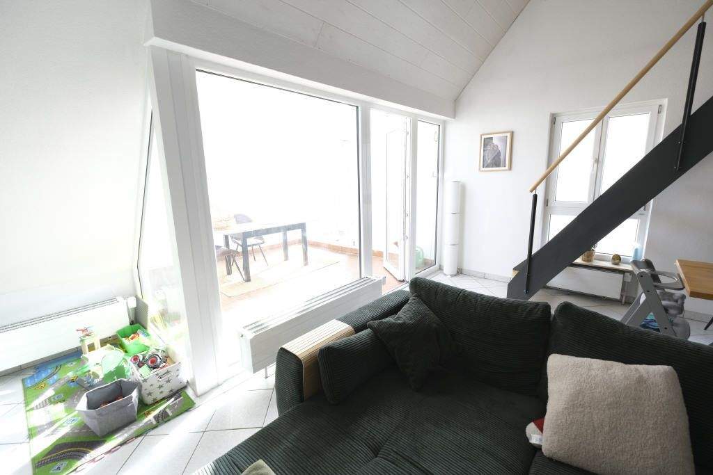 Immobilie in Ochsenhausen - Tolle großzügige 4,5-Zimmer Maisonetten-Wohnung im Herzen von 88416 Ochsenhausen - Bild 3