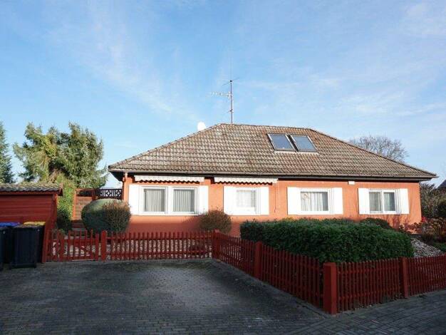 Einfamilienhaus zum Kauf 410.000 € 6 Zimmer 191,9 m² 910 m² Grundstück frei ab 01.04.2026 Berghausen Aßlar-Berghausen 35614