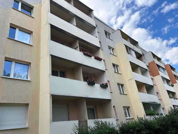 Wohnung zur Miete 400 € 4 Zimmer 66,5 m² Alfred-Brehm-Weg 14 Nördliche Neustadt Halle (Saale) 06122