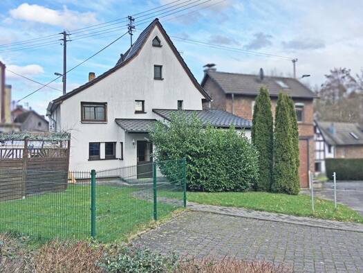 Einfamilienhaus zur Miete 495 € 3 Zimmer 52 m² 195 m² Grundstück frei ab 01.11.2026 Eitorf Eitorf 53783