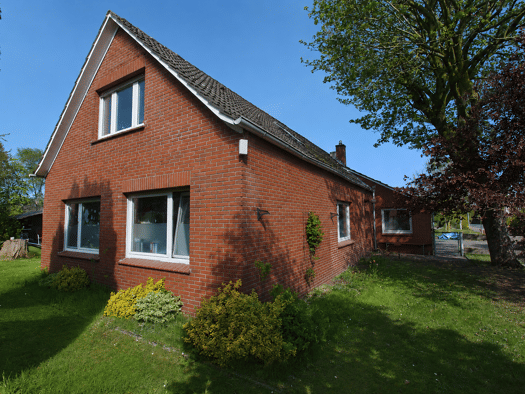 Einfamilienhaus zum Kauf 149.000 € 5 Zimmer 120 m² 1.034 m² Grundstück frei ab sofort Völlenerfehn Westoverledingen 26810