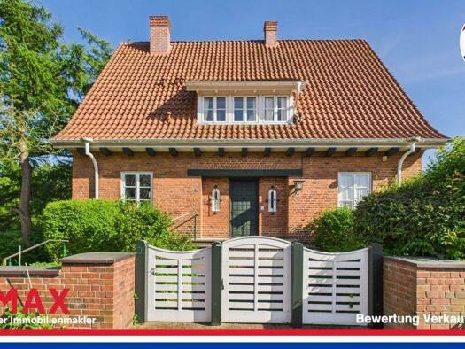 Villa zum Kauf 599.000 € 9 Zimmer 209,5 m² 1.688 m² Grundstück Brachenfeld Neumünster / Brachenfeld 24536