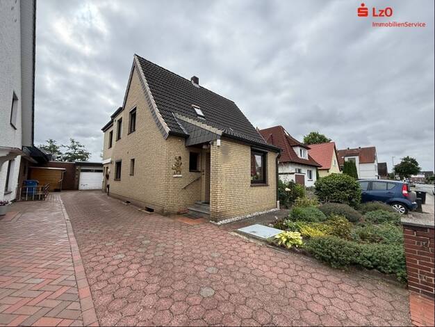 Einfamilienhaus zum Kauf 350.000 € 8 Zimmer 221 m² 654 m² Grundstück Stickgras/Annenriede Delmenhorst 27751