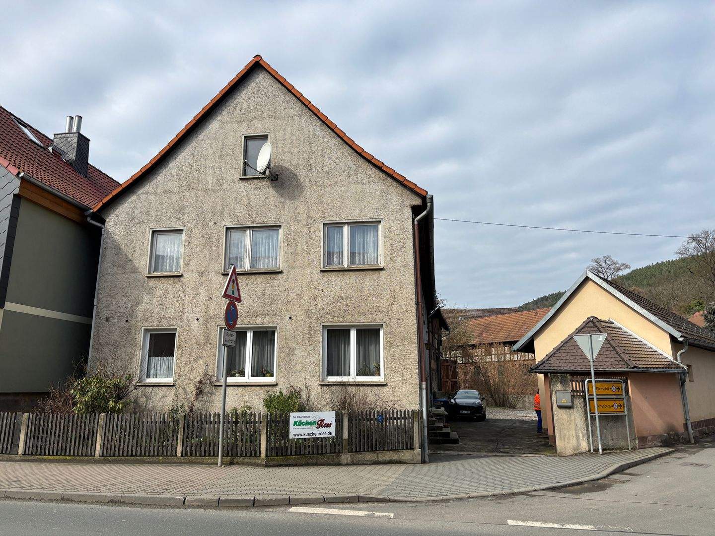 Immobilie in Großeutersdorf - Eigentum statt Miete! Bauernhaus mit viel Nebengelass für Leute mit handwerklichen Geschick in Großeutersdorf - Bild 0