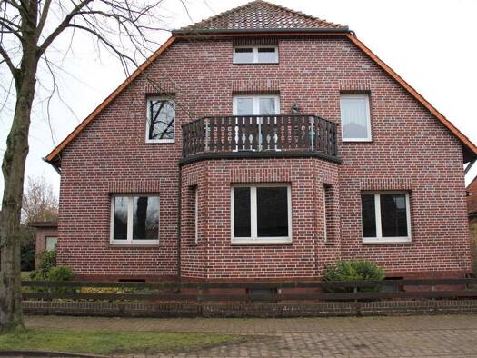 Mehrfamilienhaus zum Kauf 299.000 € 9 Zimmer 215 m² 1.060 m² Grundstück Wietzendorf 29649