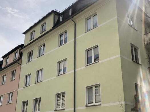 Wohnung zur Miete 307 € 3 Zimmer 87,5 m² 1. Geschoss Mozartstraße 27 Aue 08280