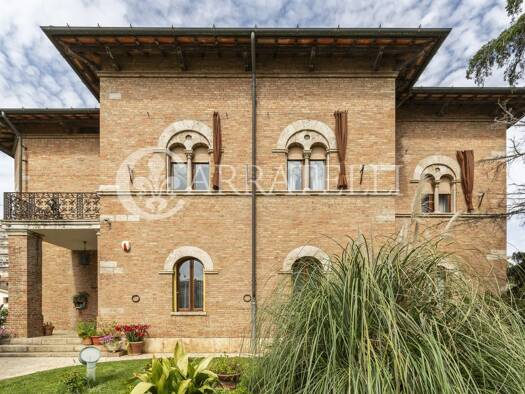 Haus zum Kauf 3.300.000 € 623 m² 1.000 m² Grundstück Follonica 58022