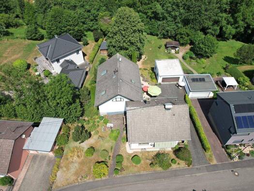 Mehrfamilienhaus zum Kauf 650.000 € 11 Zimmer 310 m² 1.842 m² Grundstück Niederprüm Prüm 54595