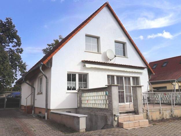 Einfamilienhaus zum Kauf 200.000 € 7 Zimmer 140 m² 1.100 m² Grundstück frei ab sofort Gütter Burg 39288
