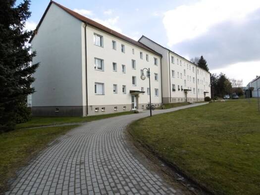 Wohnung zur Miete 320 € 2 Zimmer 47,5 m² 2. Geschoss frei ab sofort August-Bebel-Str. Neustadt Neustadt in Sachsen 01844