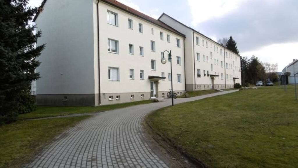 Wohnung zur Miete 320 € 2 Zimmer 47,5 m² 2. Geschoss frei ab sofort August-Bebel-Str. Neustadt Neustadt in Sachsen 01844