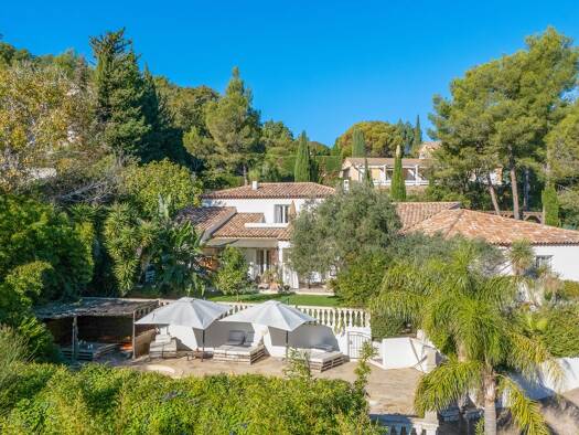 Einfamilienhaus zum Kauf 1.350.000 € 220 m² 2.000 m² Grundstück Centre Ville CARQUEIRANNE 83320