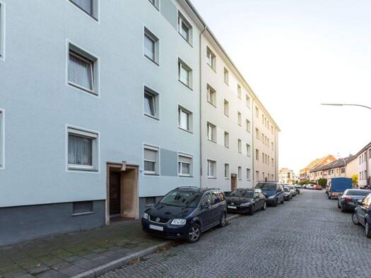 Wohnung zur Miete 395 € 2 Zimmer 61 m² 3. Geschoss frei ab 01.03.2026 Jahnstraße 19 a Lehe Bremerhaven 27568
