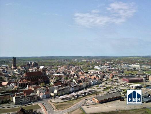 Mehrfamilienhaus zum Kauf 380.000 € 10 Zimmer 259,7 m² 185 m² Grundstück Wismar-Ost Wismar 23970