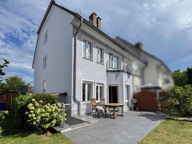 Reihenendhaus zum Kauf 598.000 € 6 Zimmer 178 m² 300 m² Grundstück frei ab 01.09.2026 Großziethen Schönefeld 12529