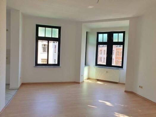 Studio zur Miete 210 € 1 Zimmer 36,3 m² 2. Geschoss frei ab 01.04.2026 Walther-Rathenau-Straße 13 Pölbitz Zwickau 08058