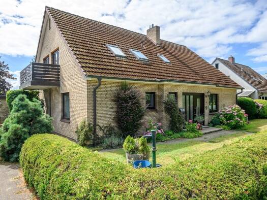 Einfamilienhaus zum Kauf 530.000 € 6 Zimmer 200 m² 1.180 m² Grundstück frei ab 01.10.2026 Altwittenbek Neuwittenbek 24214