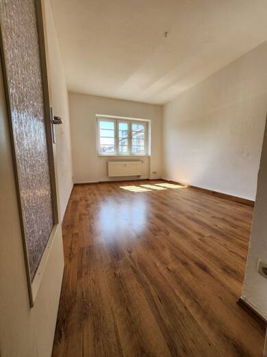 Wohnung zur Miete 355 € 2 Zimmer 40 m² 2. Geschoss frei ab sofort Teichstraße 57a Ilversgehofen Erfurt 99086