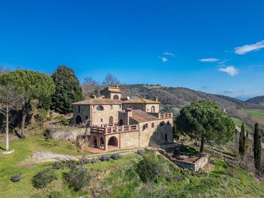 Haus zum Kauf 1.300.000 € 5 Zimmer 650 m² 170.000 m² Grundstück Sinalunga