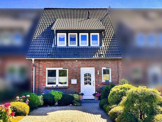 Reihenmittelhaus zum Kauf 399.000 € 3 Zimmer 106 m² 169 m² Grundstück frei ab sofort Strandweg 14 Elmenhorst Elmenhorst/Lichtenhagen 18107