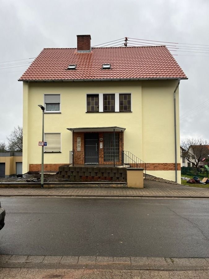 Wohnung zum Kauf 130.000 € 2 Zimmer 83 m²<br/>Wohnfläche EG<br/>Geschoss Frankenholz Bexbach / Frankenholz 66450