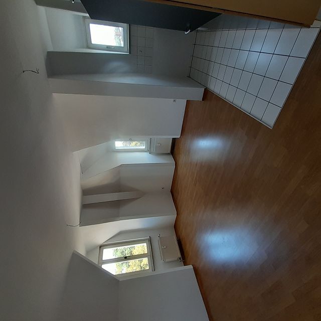 Wohnung zum Kauf 55.000 € 2 Zimmer 55,4 m²<br/>Wohnfläche 4.<br/>Geschoss ab sofort<br/>Verfügbarkeit Moritzstraße 40 Mitte - Nord 124 Zwickau 08056