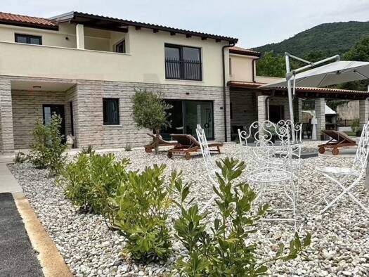 Haus zum Kauf 1.200.000 € 5 Zimmer 328 m² Poljane, Opatija - Okolica Poljane